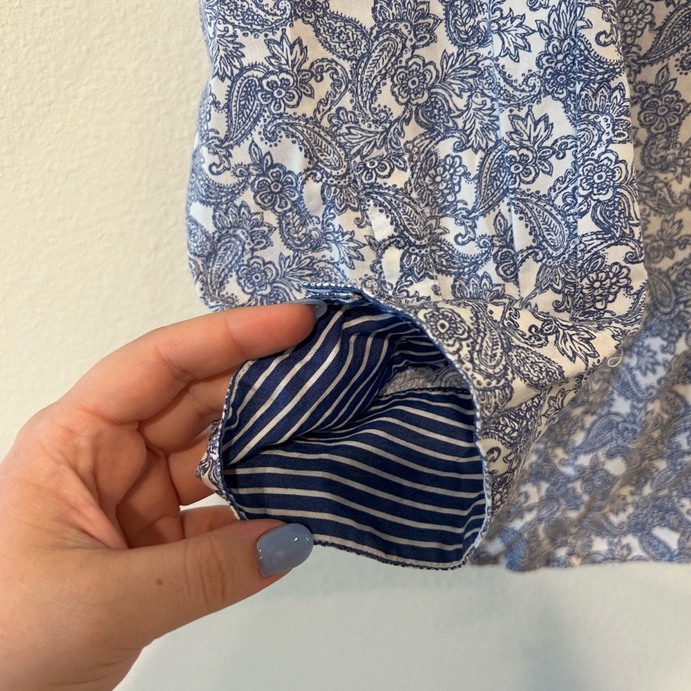 Button down top - Picture 3 of 5